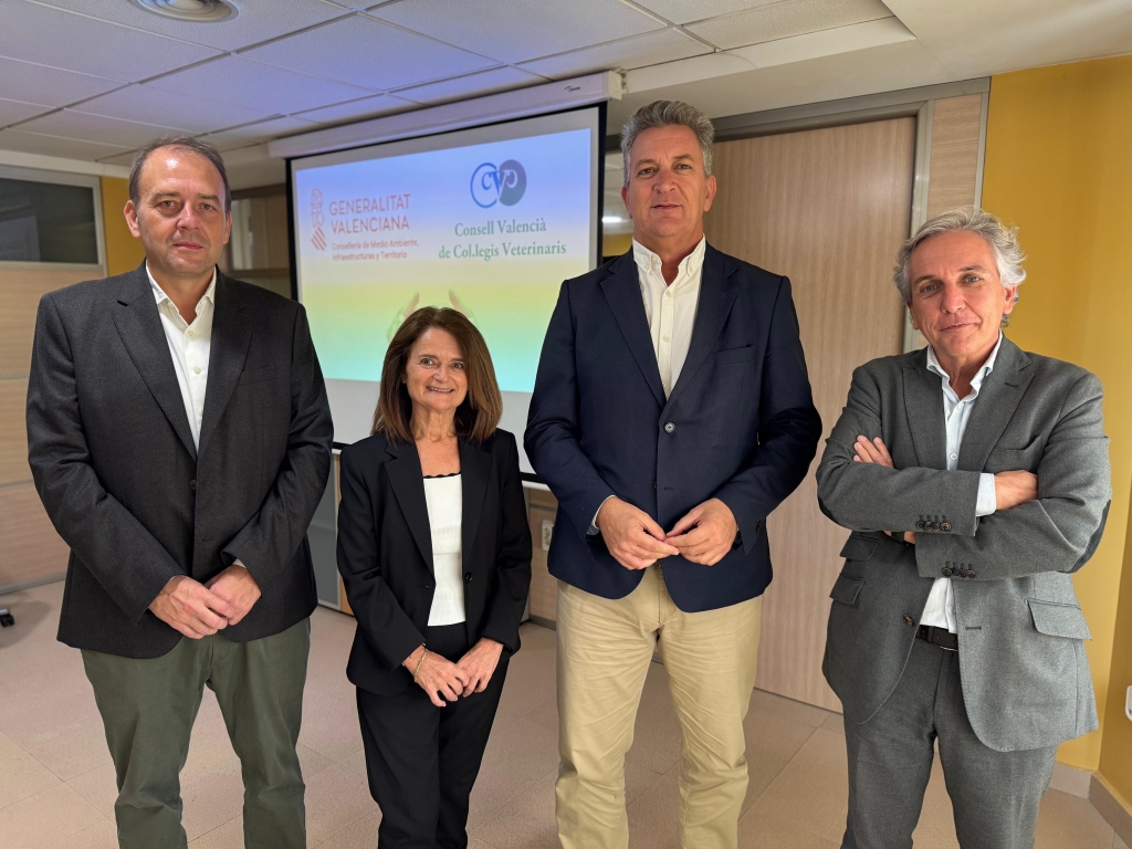 Medio Ambiente y el CVCV firman el nuevo convenio del RIVIA