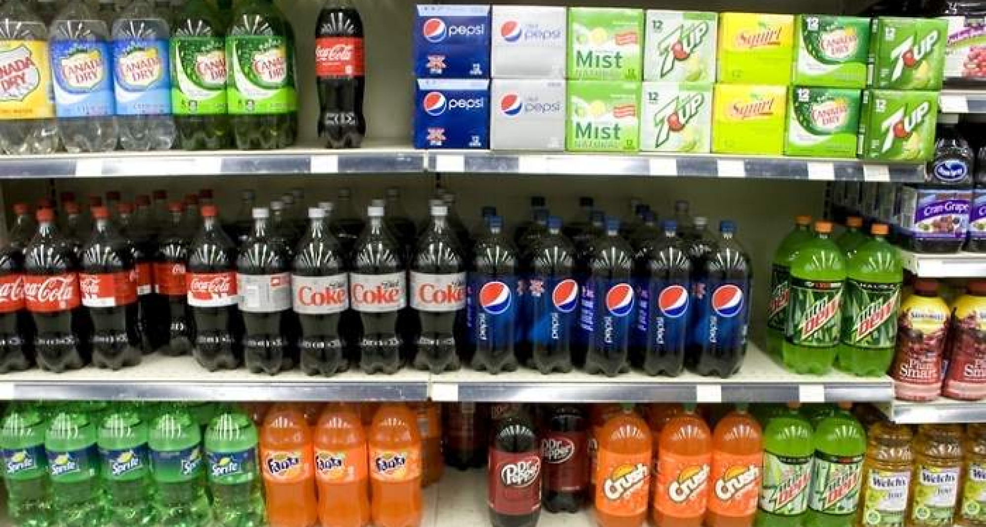 Más IVA a los refrescos y restricciones a la publicidad de comida no saludable