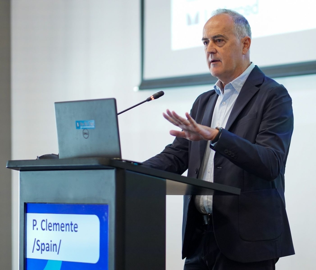 Francisco “Pachi” Clemente: ciencia, sensibilidad y oncología veterinaria en la lucha contra el cáncer animal